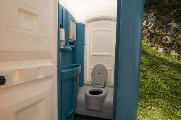 Porta potty rental for festivals in Avis, PA
