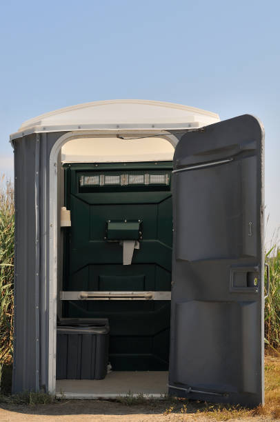 Best Portable toilet rental cost  in Avis, PA